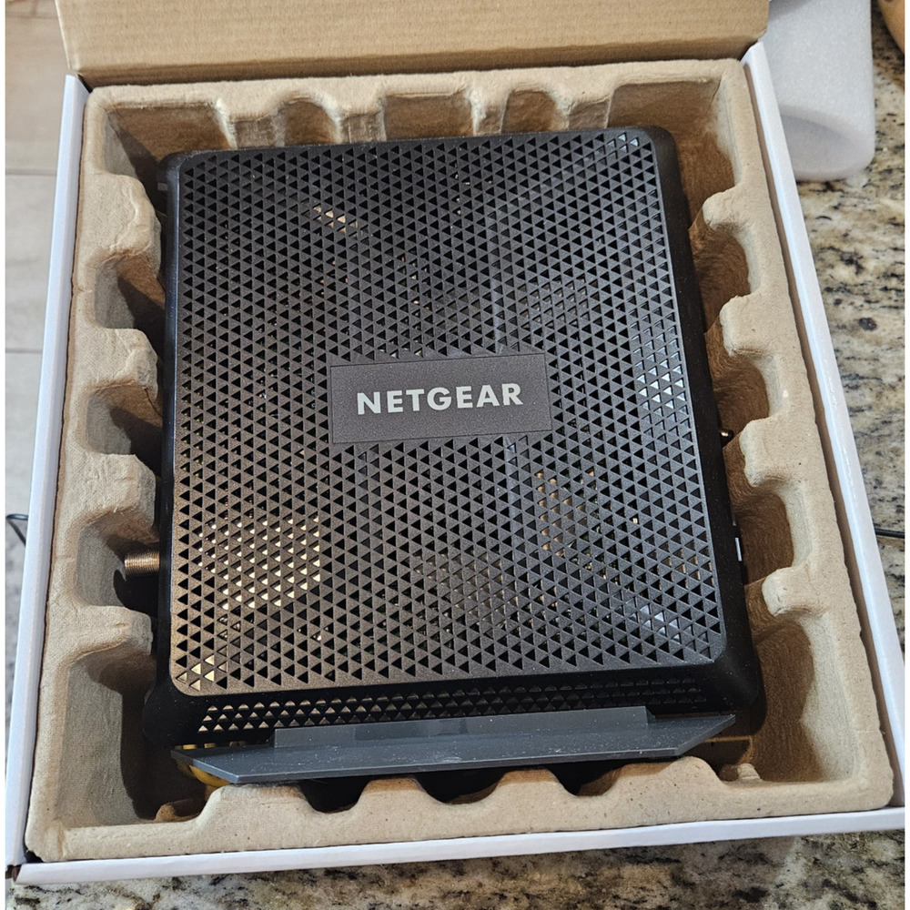 Netgear C6900 Nighthawk AC1900 WiFi Cable Modem Router New Box opened - Picture 7 of 7